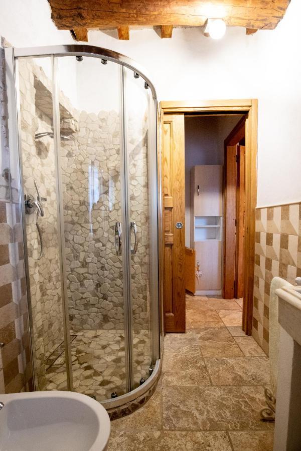 La Casetta Nel Borgo Castelnuovo di Val di Cecina Luaran gambar