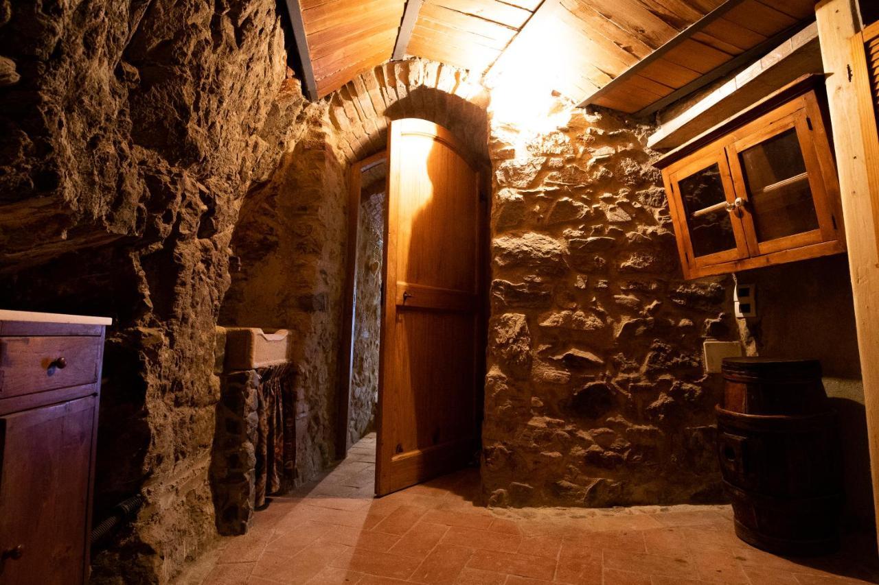 La Casetta Nel Borgo Castelnuovo di Val di Cecina Luaran gambar
