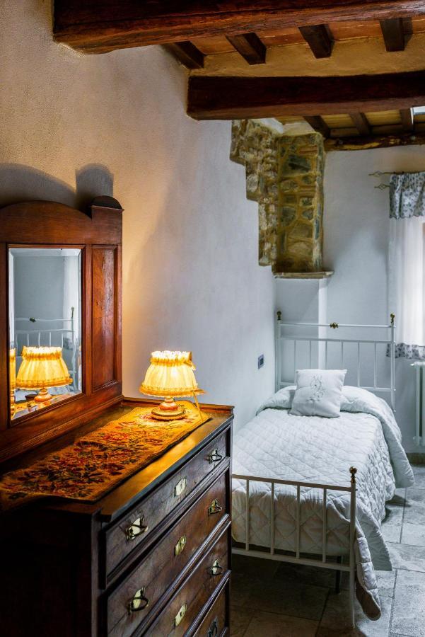 La Casetta Nel Borgo Castelnuovo di Val di Cecina Luaran gambar